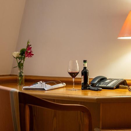Hotel Waldhaus Reinbek Extérieur photo