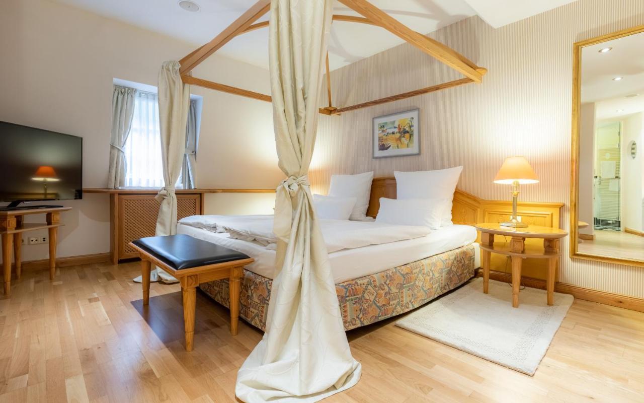 Hotel Waldhaus Reinbek Extérieur photo